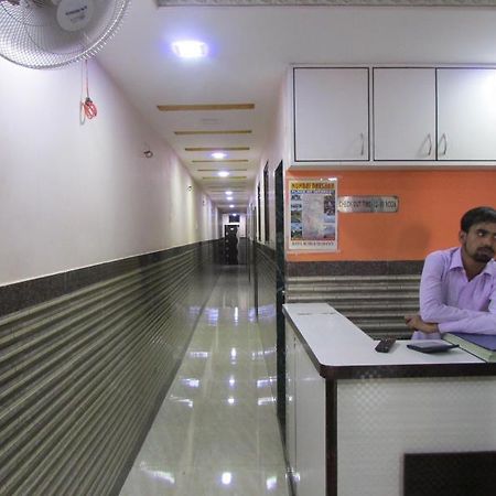 Hotel Royal Residency Mumbai Exteriör bild